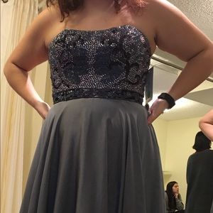 Prom/ball dress